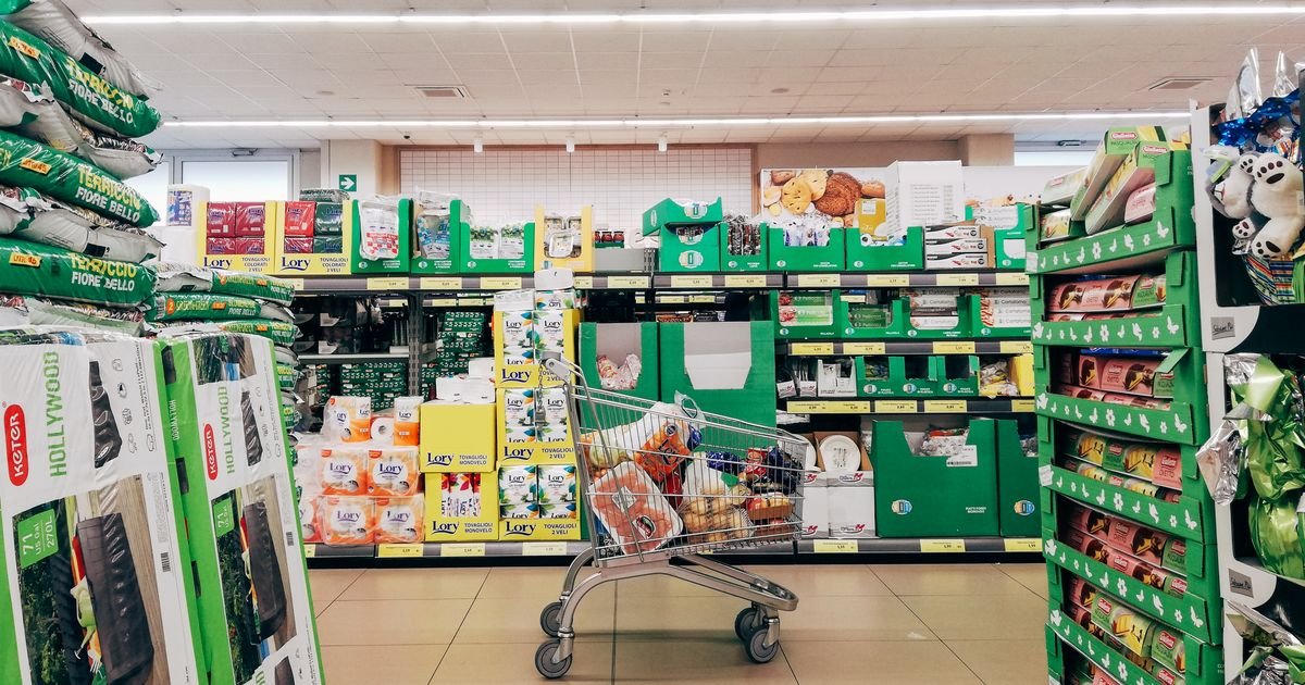 Lista de compras inteligente: como o supermercado decide a sua semana